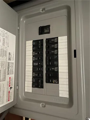 $40,000 | 2708 Crawford Avenue, Parsons, KS 67357