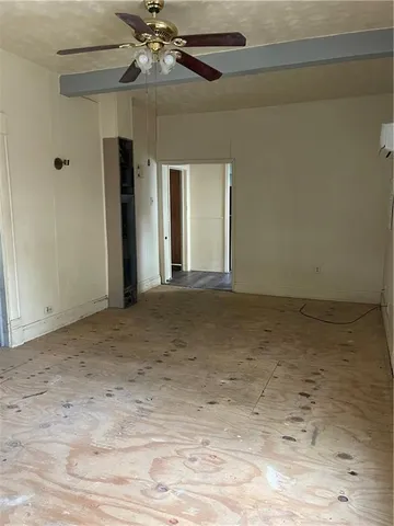 $40,000 | 2708 Crawford Avenue, Parsons, KS 67357