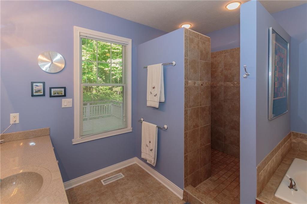 2811 South Meridian Road Greenfield, IN 46140 - Photo 20 of 47 Gallery Image 20