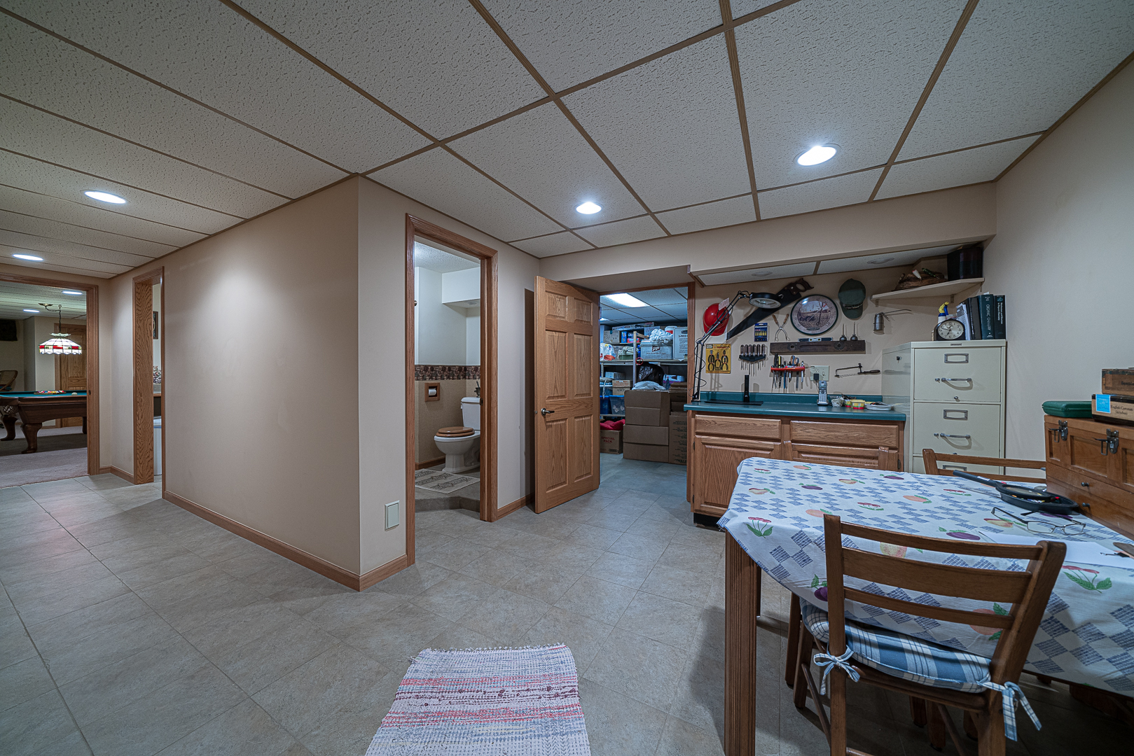 1901 Wildcat Road Dixon, IL 61021 - Photo 36 of 49 a kitchen with a table and chairs