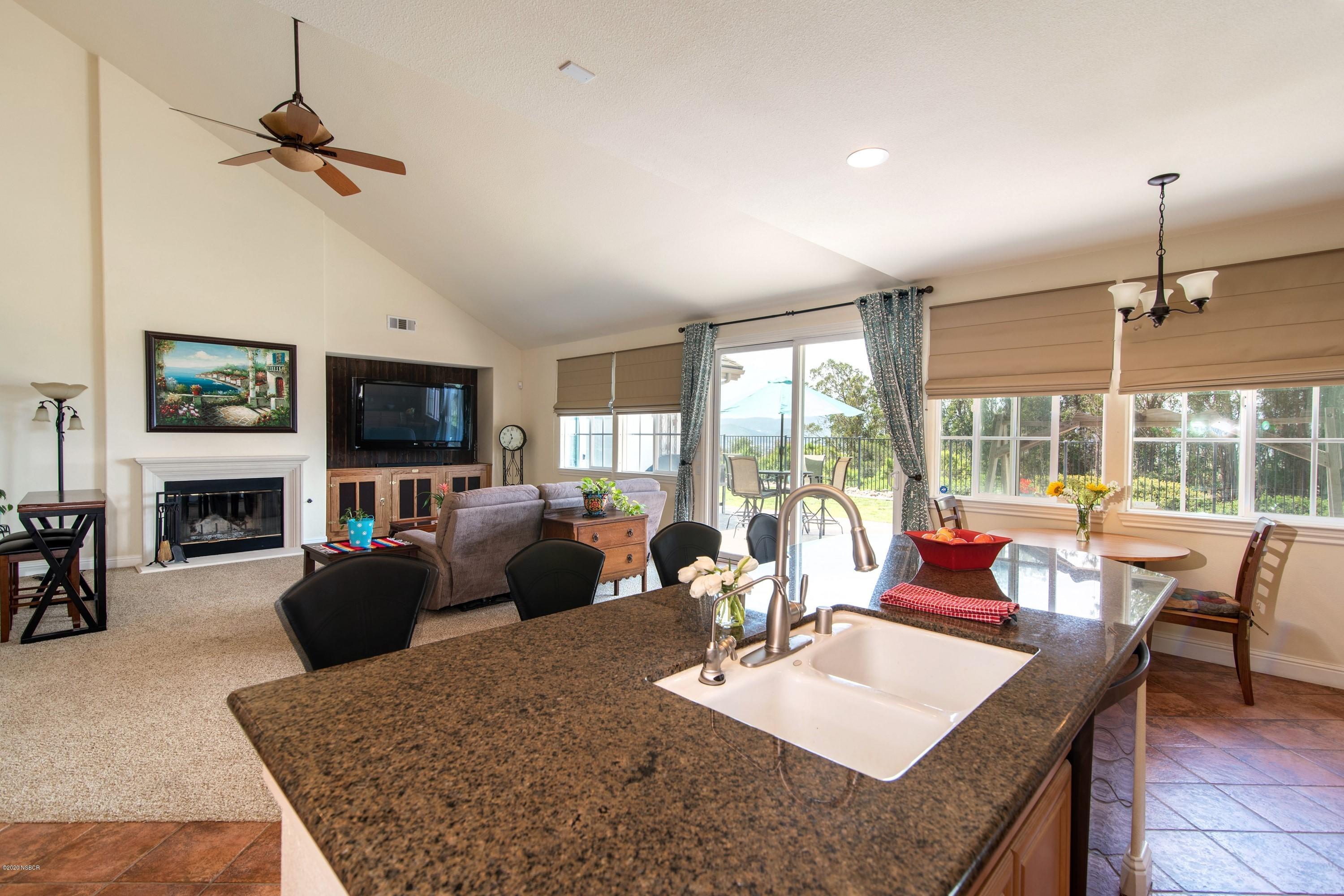712 Tamarisk Drive Lompoc, CA 93436 - Photo 7 of 30 014_GREAT ROOM
