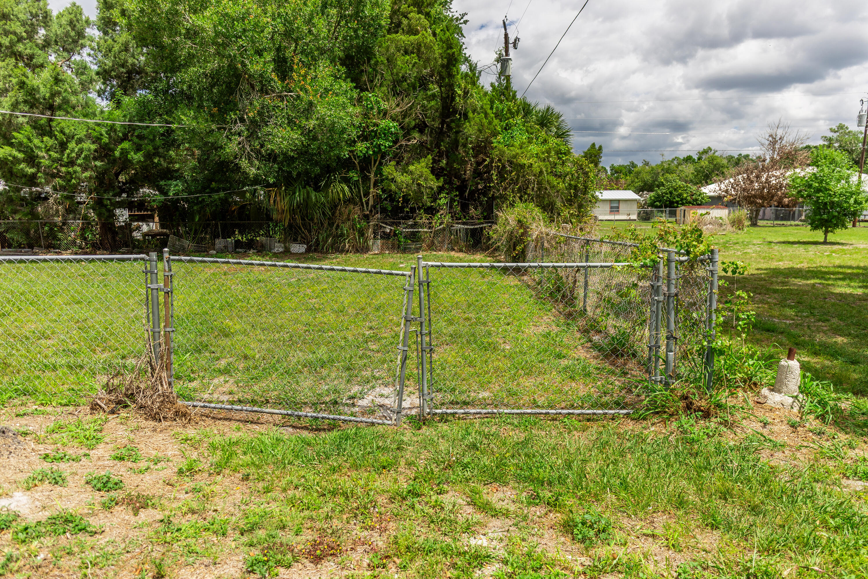 612 Southwest 9th Street Okeechobee, FL 34974 - Photo 10 of 52 612 Property-20