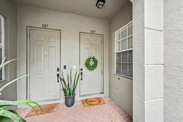 a view of entryway