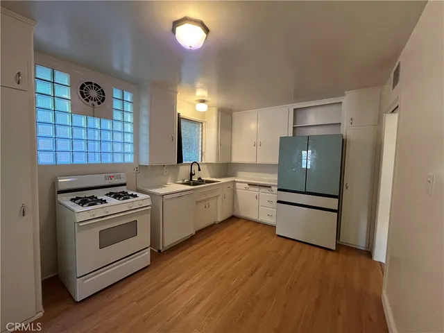 $4,495 | 14433 Greenleaf Street, Sherman Oaks, CA 91423