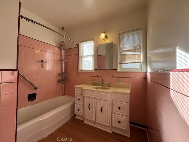 $4,495 | 14433 Greenleaf Street, Sherman Oaks, CA 91423