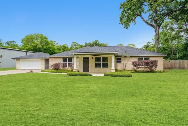 $465,000 | 12118 Oralia Drive, Houston, TX 77065