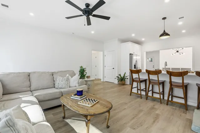 $430,000 | 9 Rinkie Road, Beaufort, SC 29906