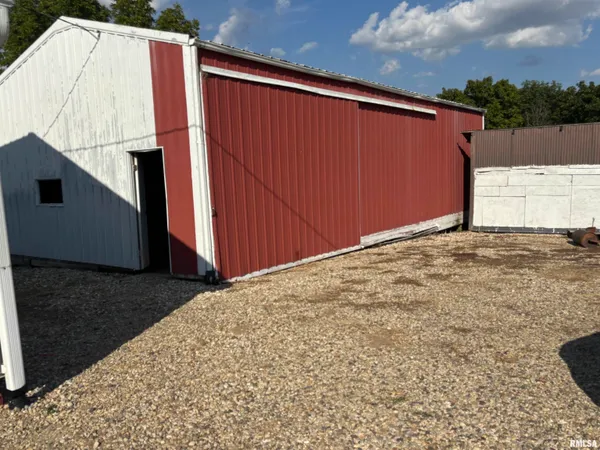 $230,000 | 10206 East County Highway, Lewistown, IL 61542