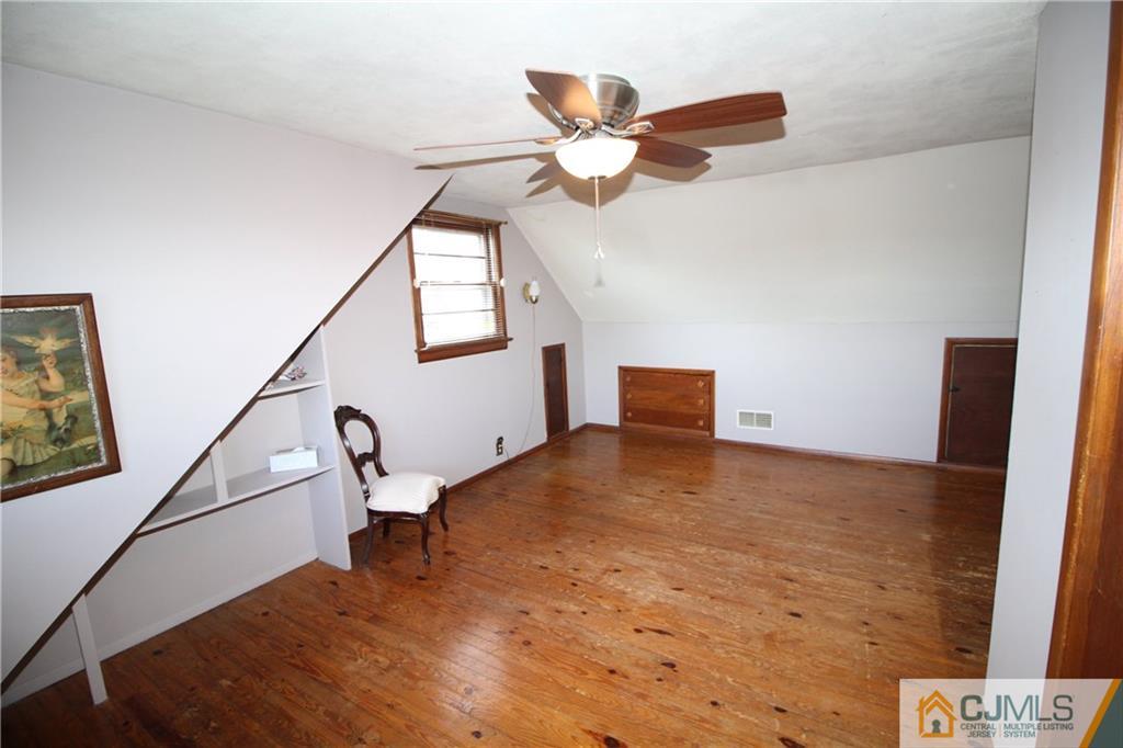 25 Montview Road Edison, NJ 08837 - Photo 15 of 21 a view of empty room with wooden floor