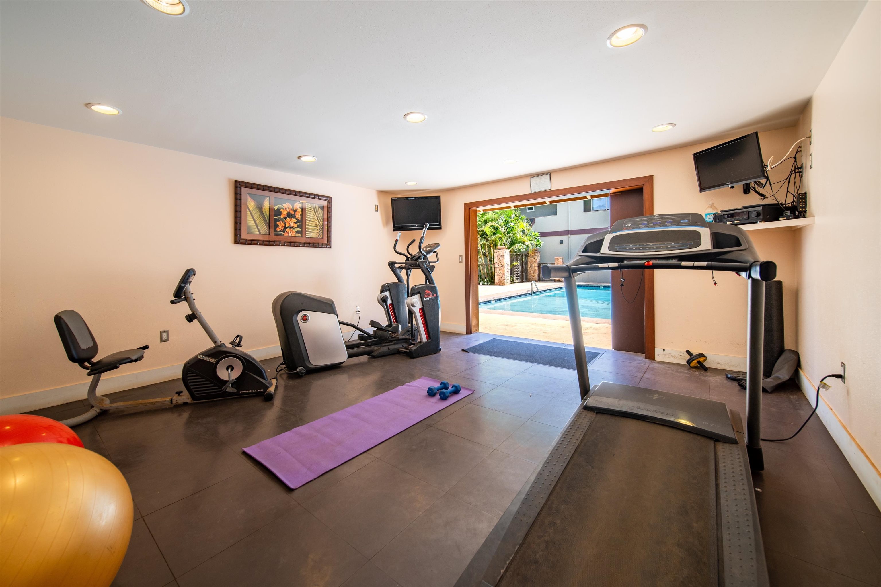 3708 Lower Honoapiilani Road, Unit E20 Lahaina, HI 96761 - Photo 24 of 31