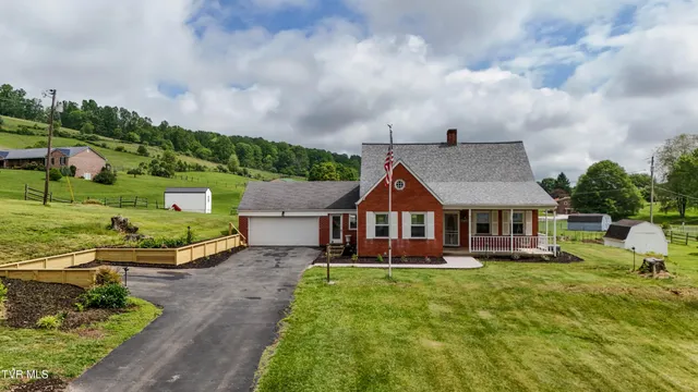 $379,900 | 15497 Porterfield Highway, Abingdon, VA 24210