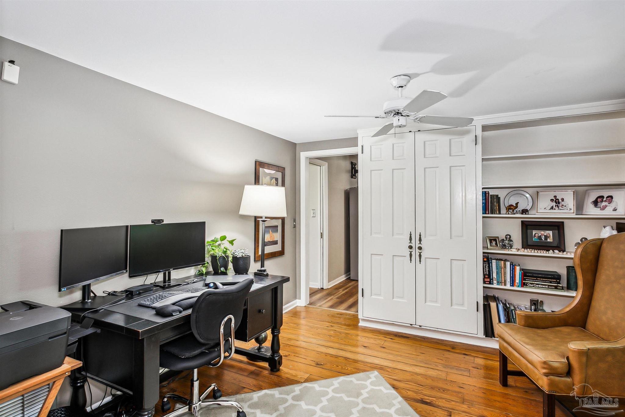 2381 Connell Drive Pensacola, FL 32503 - Photo 5 of 39