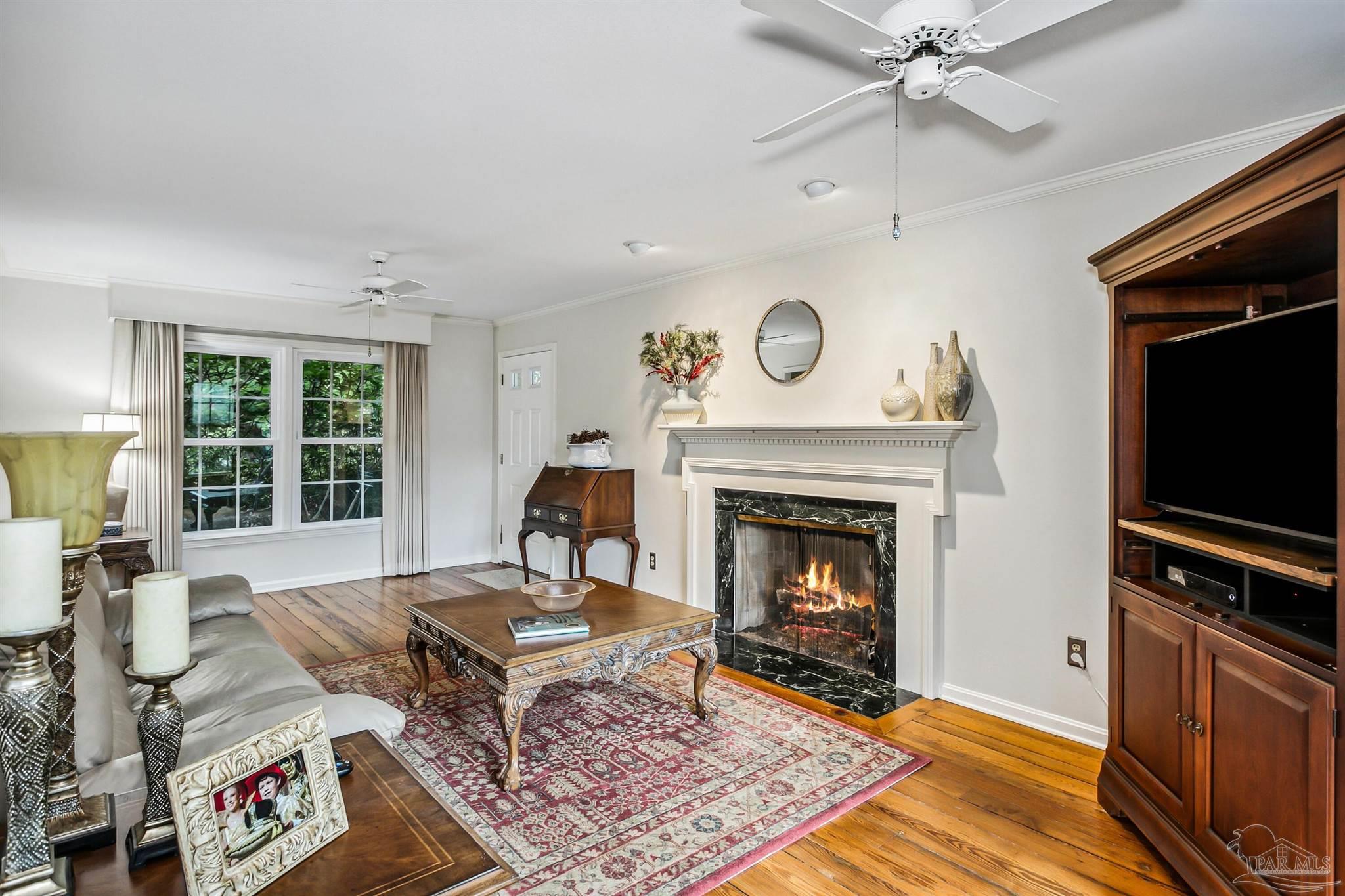 2381 Connell Drive Pensacola, FL 32503 - Photo 9 of 39