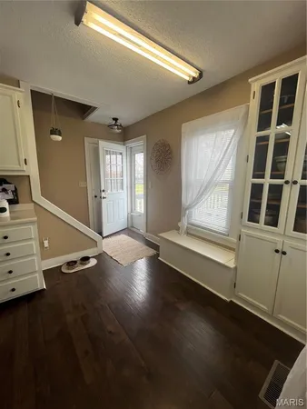 $169,500 | 201 7th Street, New London, MO 63459