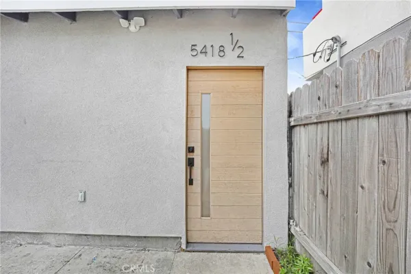 $2,200 | 5418 Smiley Drive, Los Angeles, CA 90016