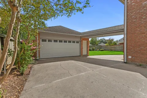 $570,000 | 12151 Maple Rock Drive, Houston, TX 77077