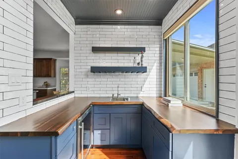 $570,000 | 12151 Maple Rock Drive, Houston, TX 77077