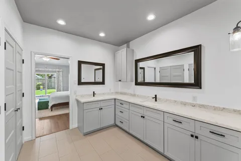 $570,000 | 12151 Maple Rock Drive, Houston, TX 77077