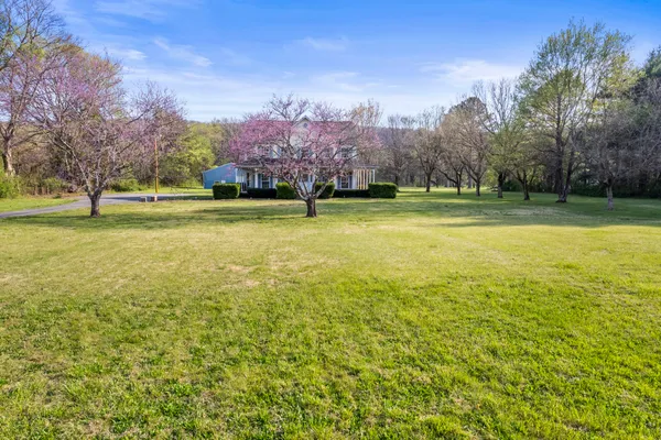 8266 Sewanee Highway, Cowan, TN 37318
