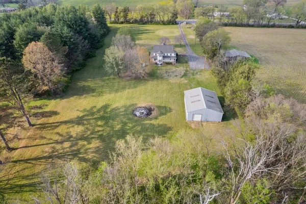 8266 Sewanee Highway, Cowan, TN 37318