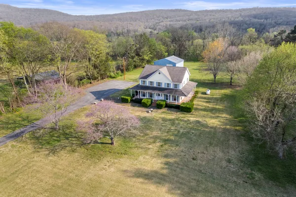 8266 Sewanee Highway, Cowan, TN 37318