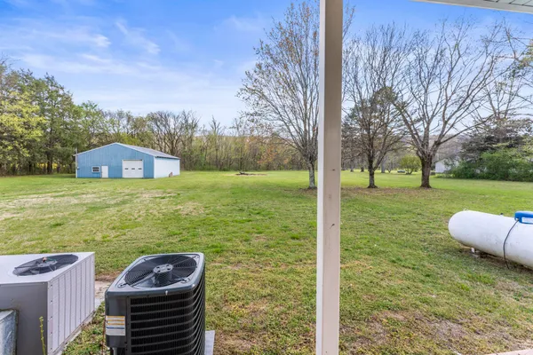 8266 Sewanee Highway, Cowan, TN 37318
