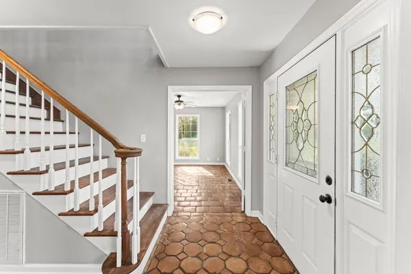 8266 Sewanee Highway, Cowan, TN 37318