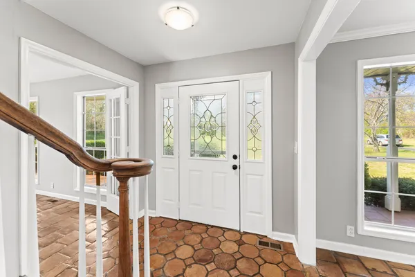 8266 Sewanee Highway, Cowan, TN 37318