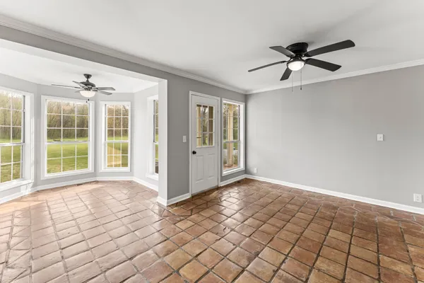 8266 Sewanee Highway, Cowan, TN 37318