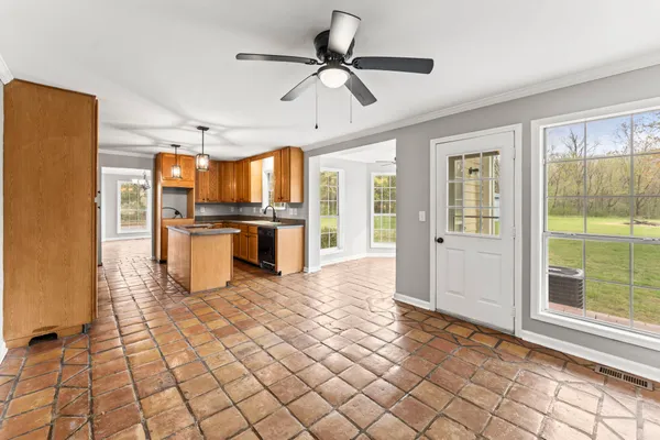 8266 Sewanee Highway, Cowan, TN 37318