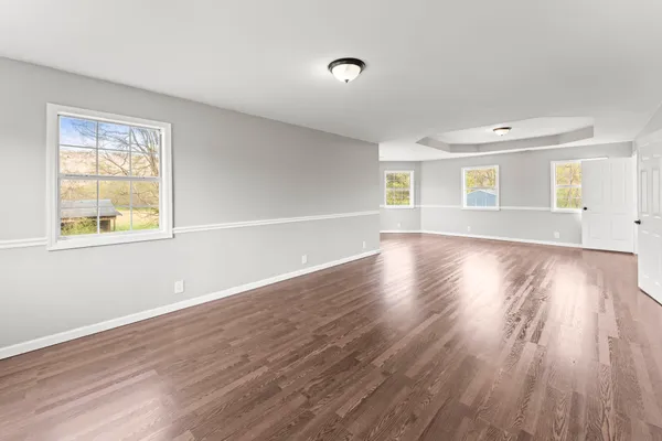 8266 Sewanee Highway, Cowan, TN 37318
