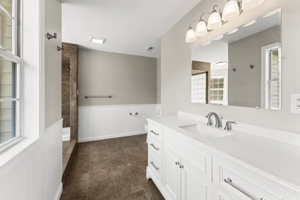 8266 Sewanee Highway, Cowan, TN 37318