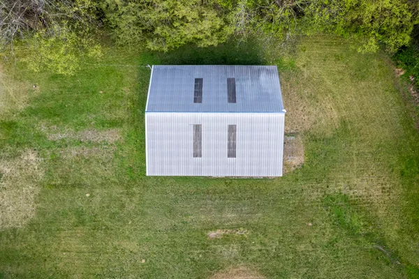 8266 Sewanee Highway, Cowan, TN 37318