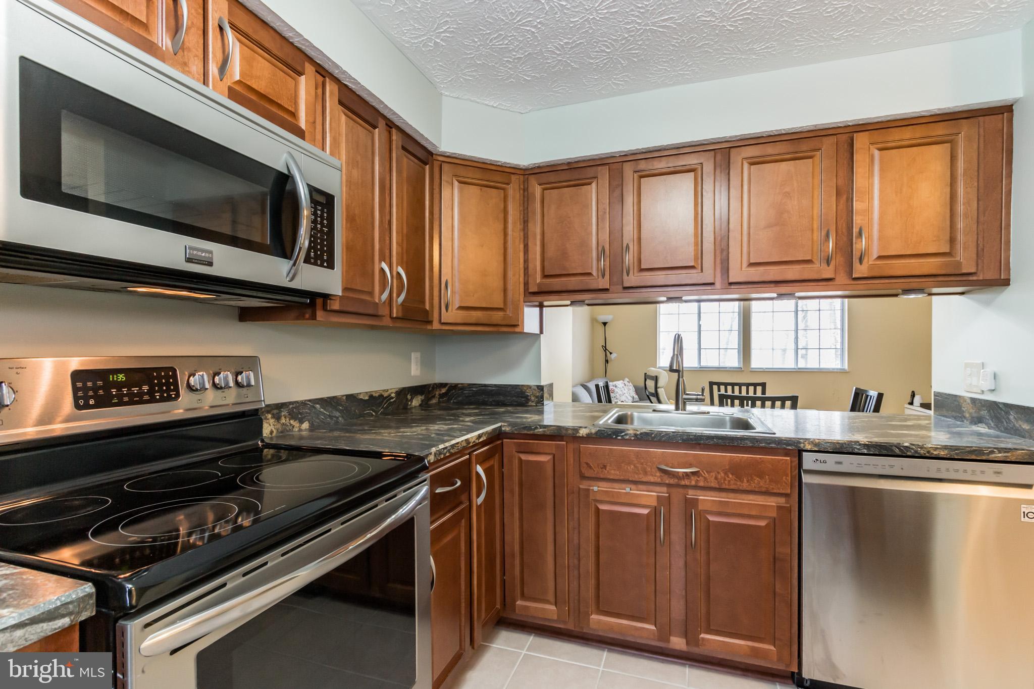 8314 Windfall Road Springfield, VA 22153 - Photo 3 of 24 Gallery Image 3
