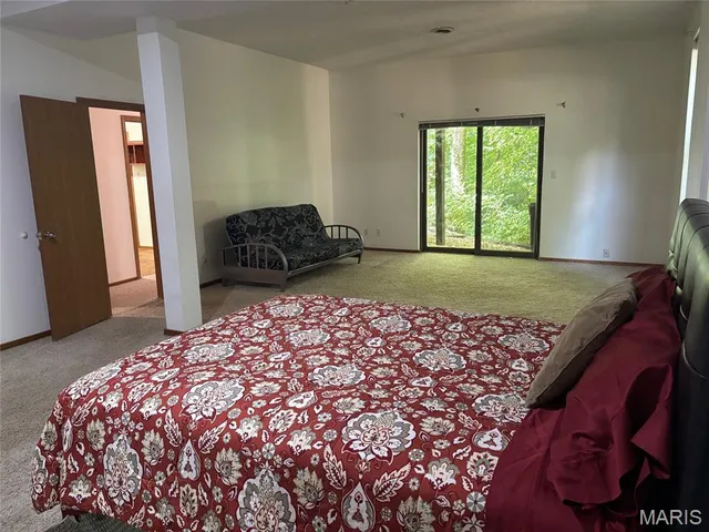 $275,000 | 20 Hilldale Drive, Belleville, IL 62223