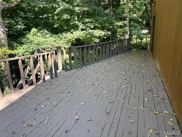 $275,000 | 20 Hilldale Drive, Belleville, IL 62223