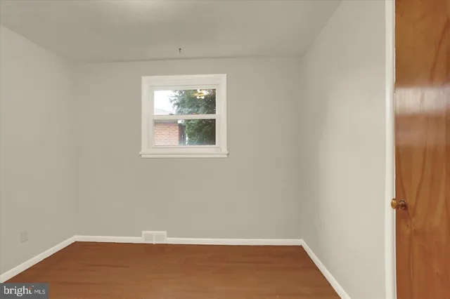 $1,950 | 117 East Maplewood Avenue, Mechanicsburg, PA 17055