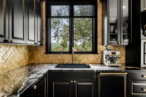 $2,950,000 | 411 Skyline Drive, West Lake Hills, TX 78746