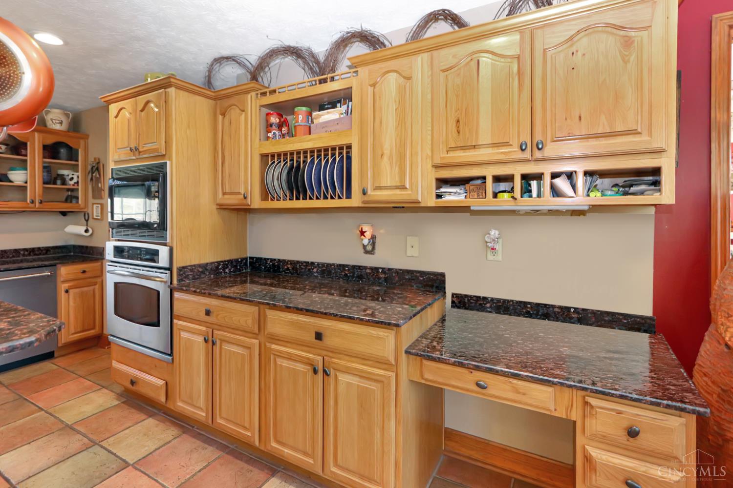 1613 West Concord Road Amelia, OH 45102 - Photo 11 of 31