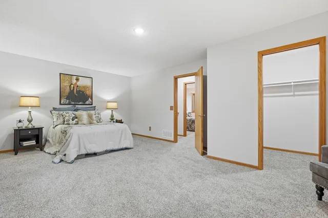 $458,888 | 14872 Oakwood Place, Savage, MN 55378