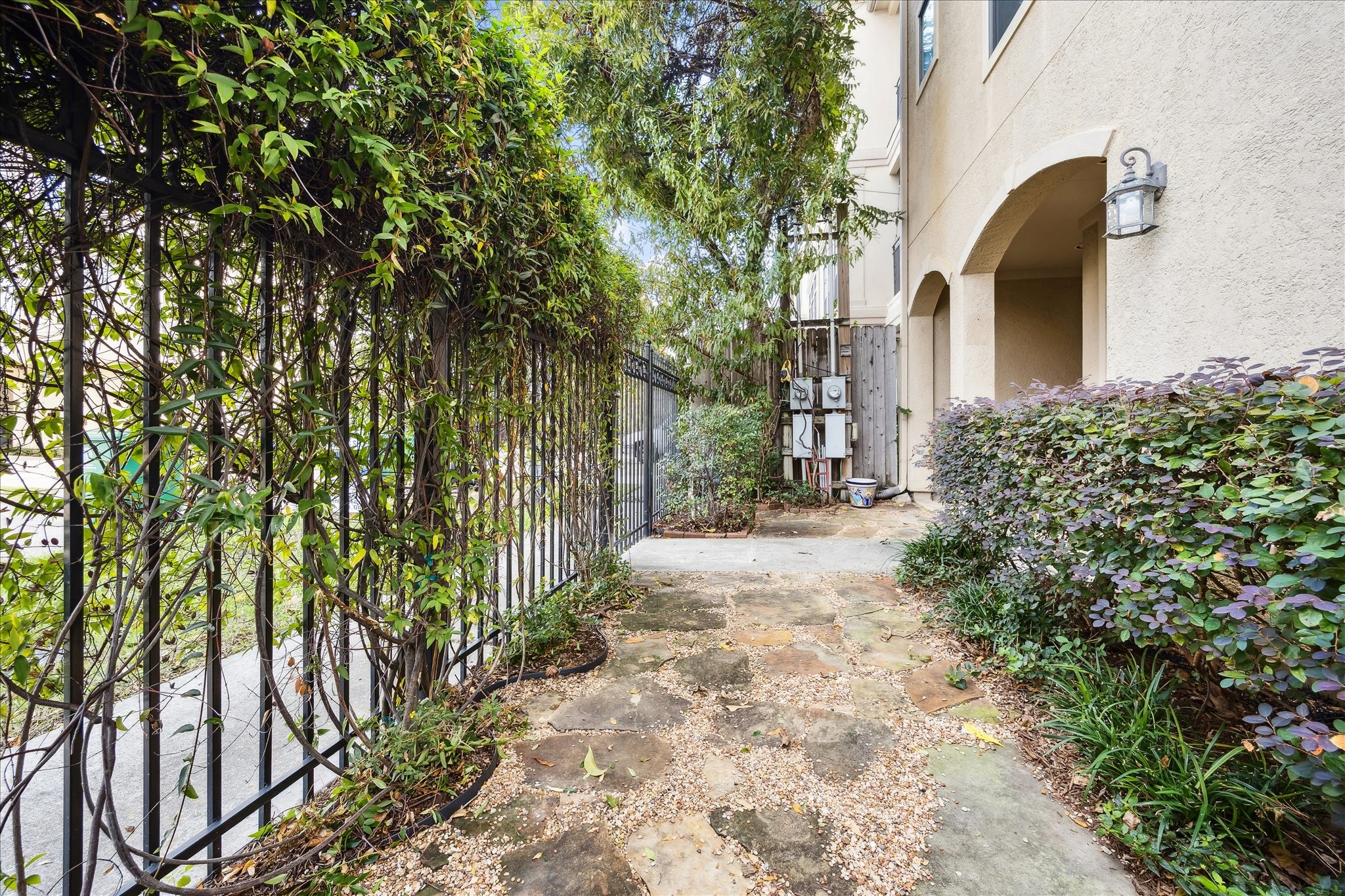 6311 Hamman Street, Unit A Houston, TX 77007 - Photo 22 of 30 a view of a house with a backyard