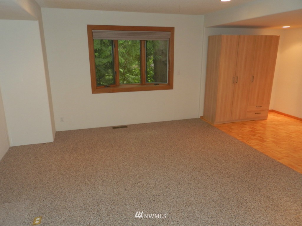4105 Ridgewood Avenue Bellingham, WA 98229 - Photo 7 of 15 Gallery Image 7