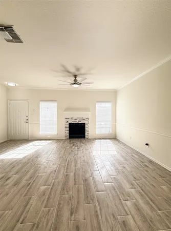 $136,822 | 17497 Red Oak Drive, Unit 7497, Houston, TX 77090