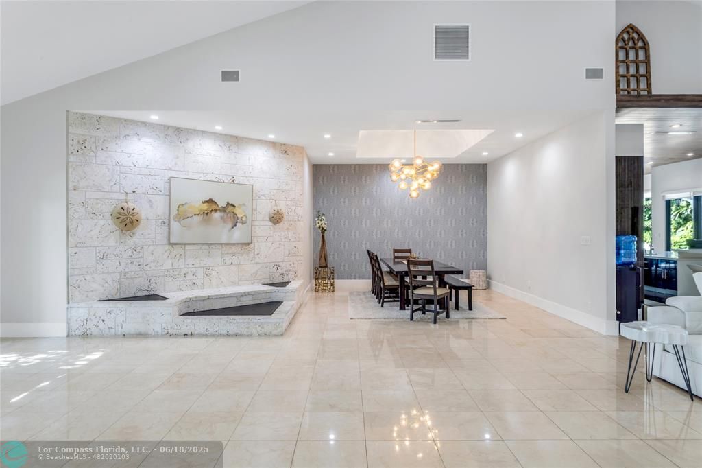 6901 Holatee Trail Southwest Ranches, FL 33330 - Photo 8 of 45 a lobby with furniture and a potted plant