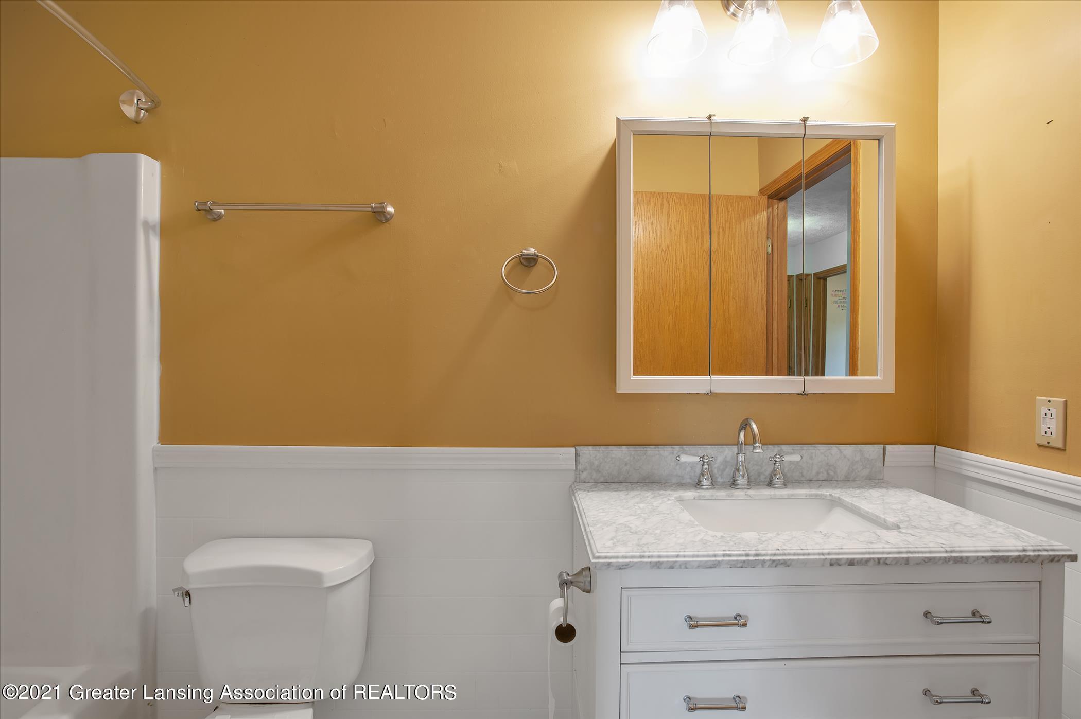 9471 Wilson Road Eaton Rapids, MI 48827 - Photo 24 of 28 9471 Wilson Rd-Windowstill Real Estate P