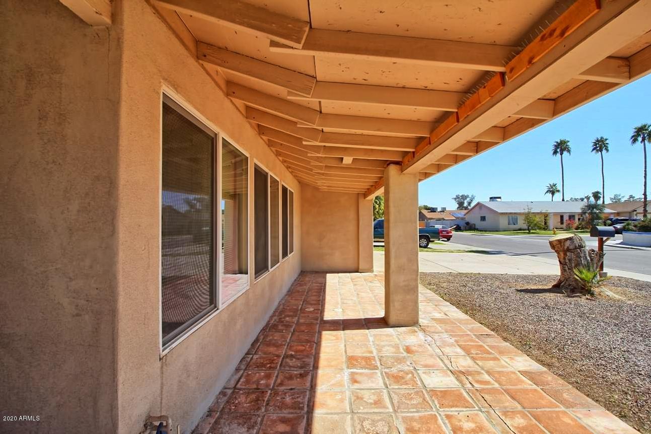 4254 East Apollo Road Phoenix, AZ 85042 - Photo 3 of 18 front patio