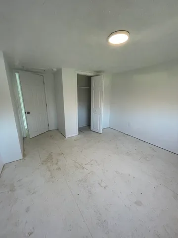 $2,400 | 436 South Washington Street, Ypsilanti, MI 48197