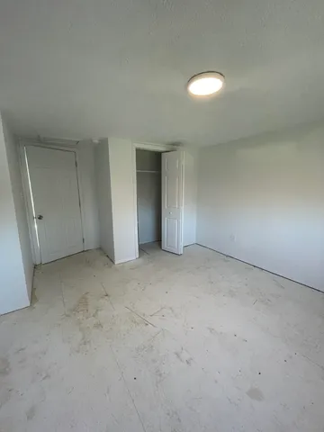 $2,400 | 436 South Washington Street, Ypsilanti, MI 48197