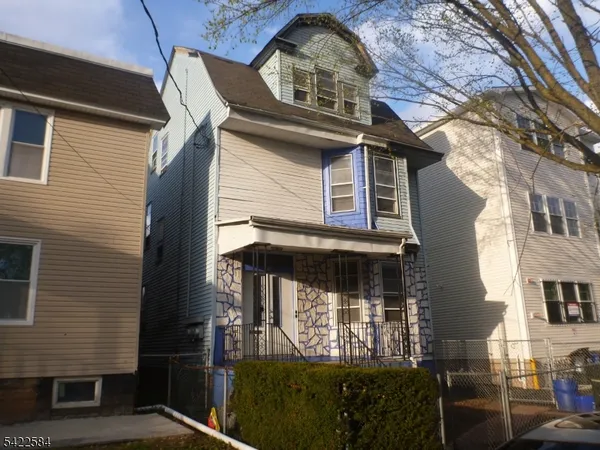 $2,150 | 81 Rose Terrace, Newark, NJ 07108