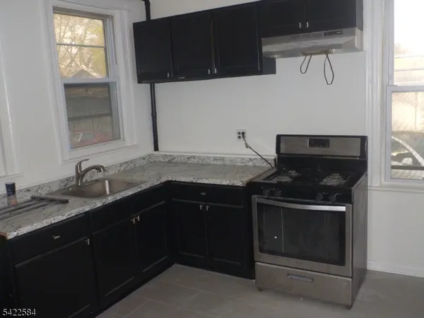 $2,150 | 81 Rose Terrace, Newark, NJ 07108